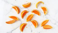 طرز تهیه ژله پرتقال در پوست پرتقال