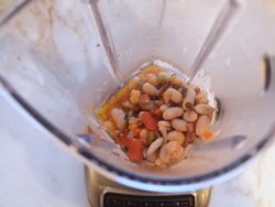 طرز تهیه خوراک پاستا با حبوبات