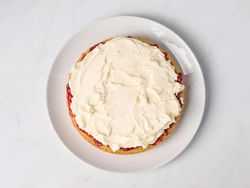 طرز تهیه کیک اسفنجی مخصوص ملکه ویکتوریا