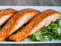 آسان ترین طرز تهیه ماهی قزل سالمون