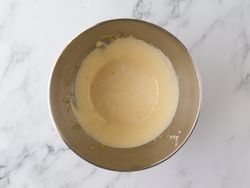 طرز تهیه شیرینی کره ای نروژی با زرده تخم مرغ
